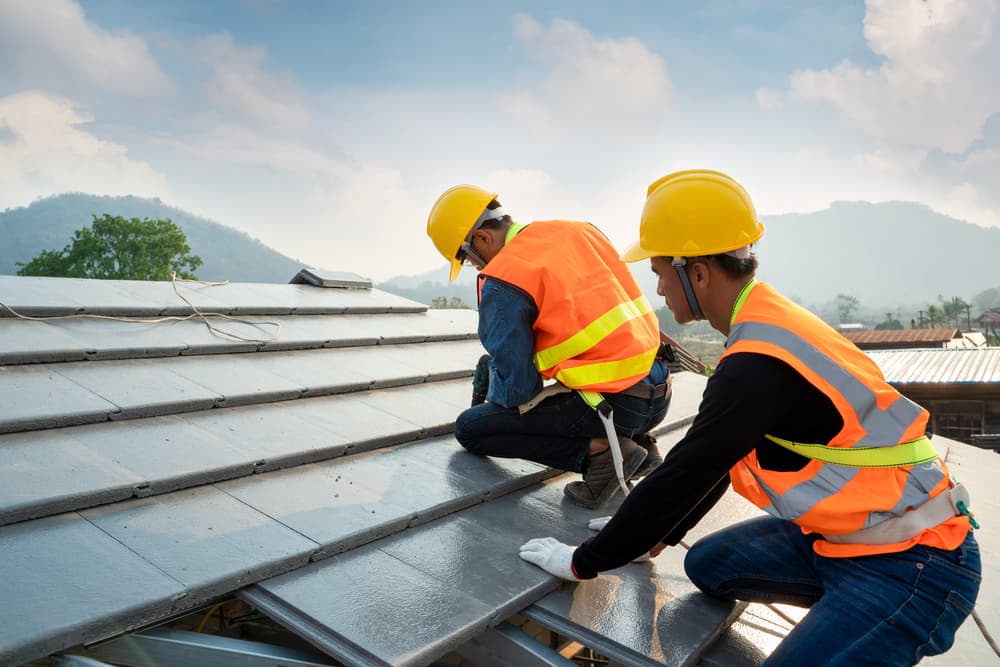 roof repair in Monmouth OR